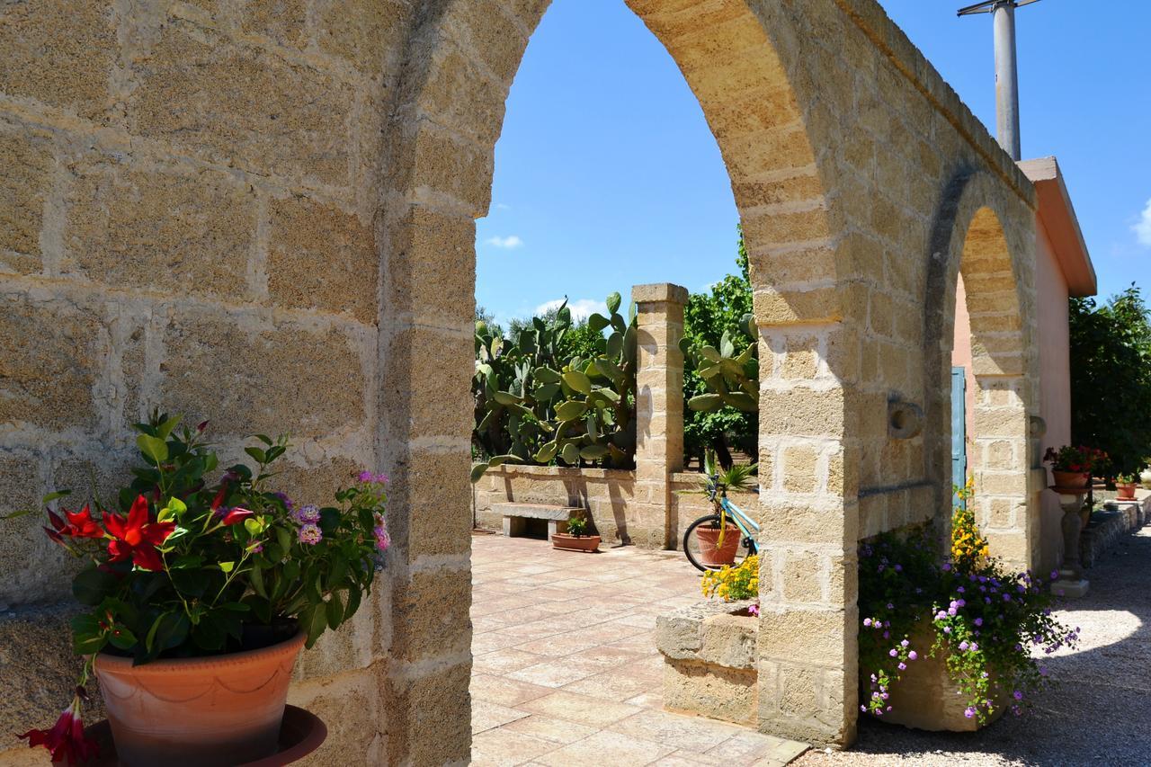 Tenuta Santa Giovanna Sanarica エクステリア 写真